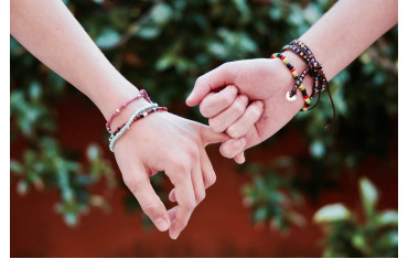 30+ Greetings on Friendship Day with Quotes, Messages, and Captions